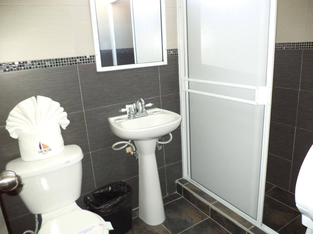 Hotel Los Altos Tijuana Bagian luar foto
