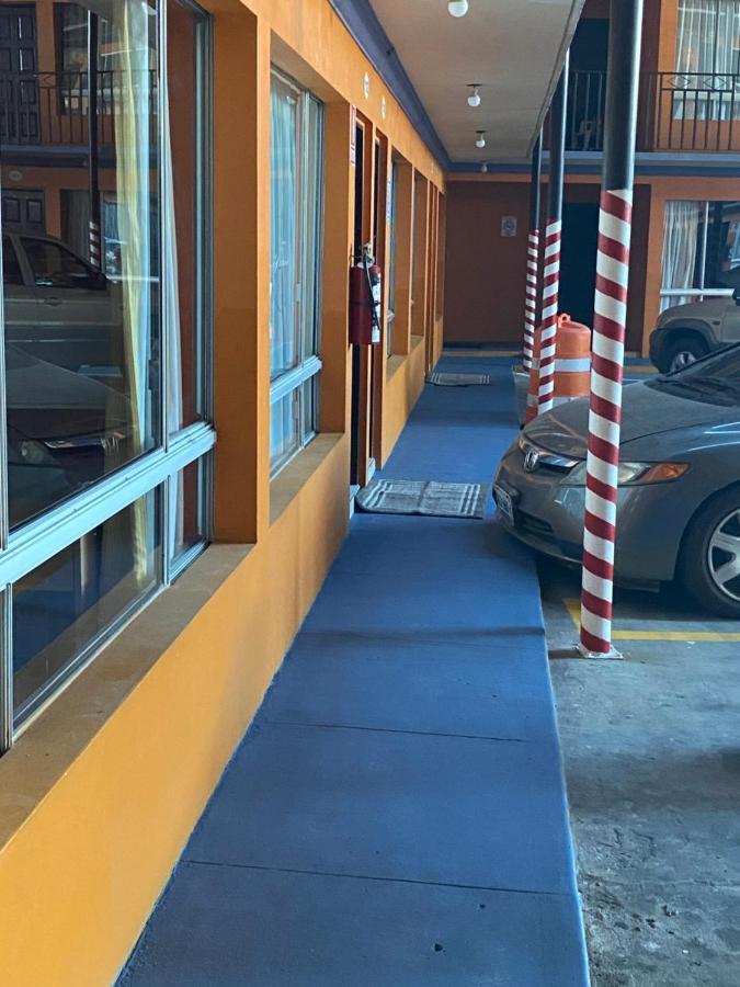Hotel Los Altos Tijuana Bagian luar foto