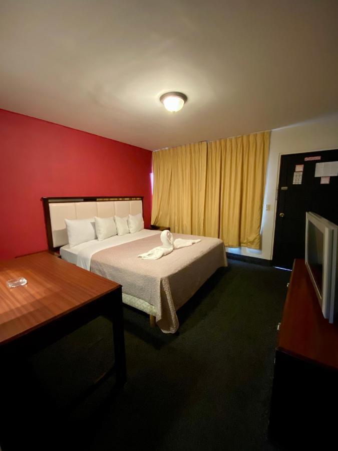 Hotel Los Altos Tijuana Bagian luar foto