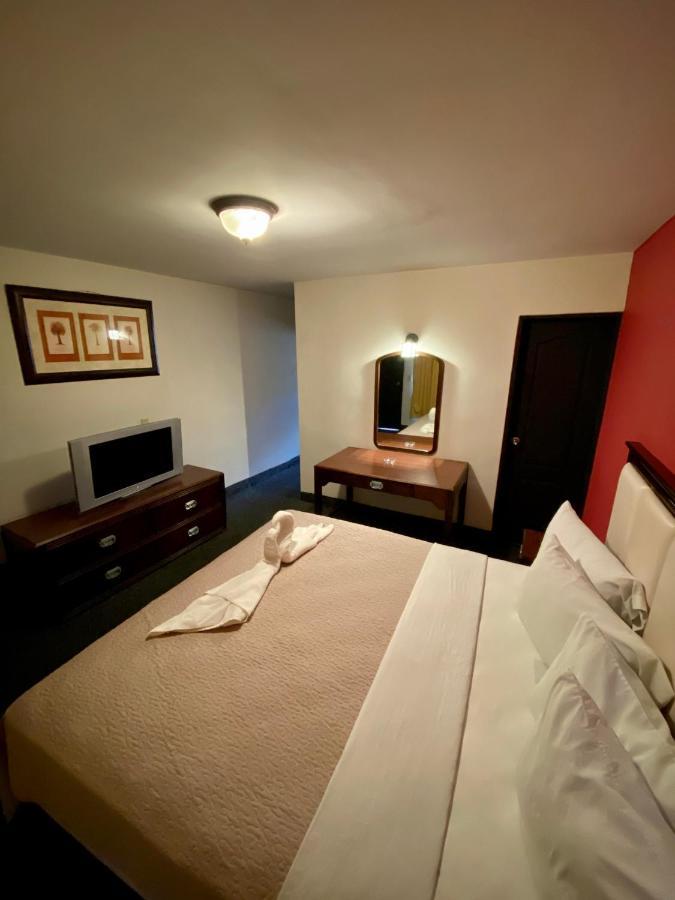 Hotel Los Altos Tijuana Bagian luar foto