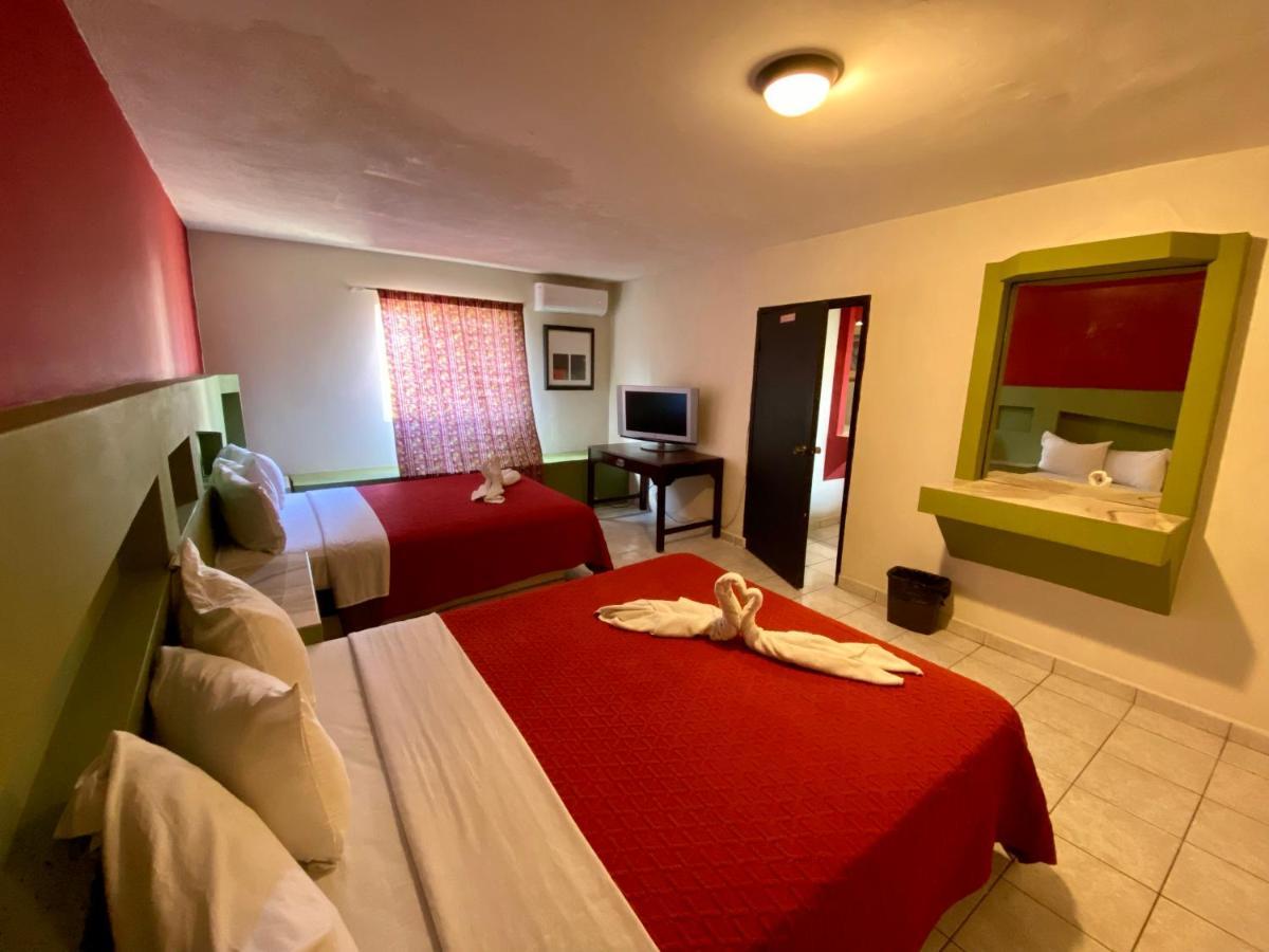 Hotel Los Altos Tijuana Bagian luar foto