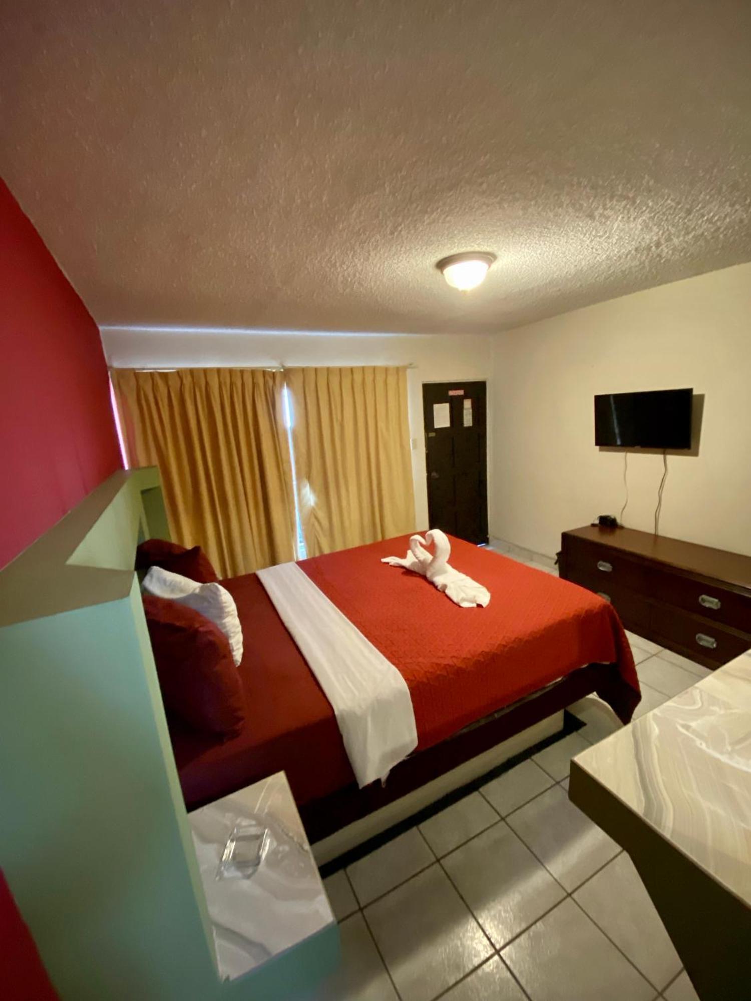 Hotel Los Altos Tijuana Bagian luar foto