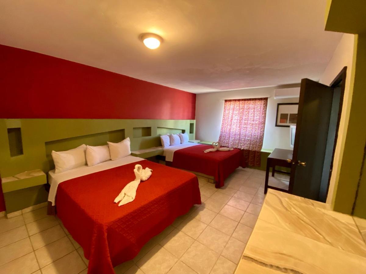 Hotel Los Altos Tijuana Bagian luar foto